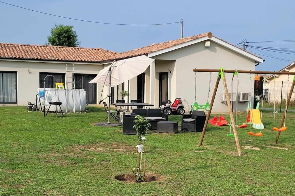 Maison Individuelle Cloturee Βίλα Coutras Εξωτερικό φωτογραφία
